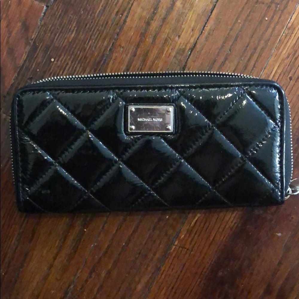 MK wallet